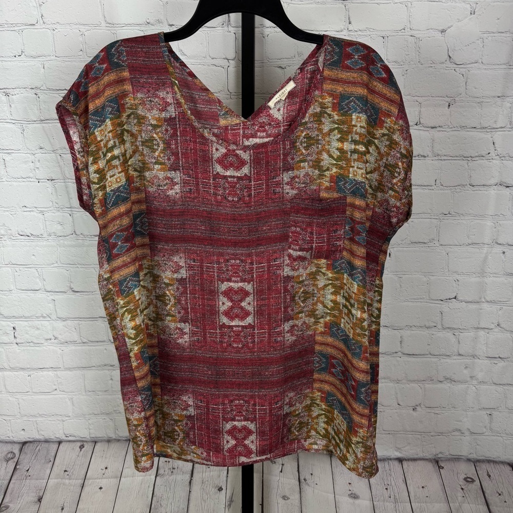 Pleione Aztec Printed Boho Short Sleeve Top Size Medium